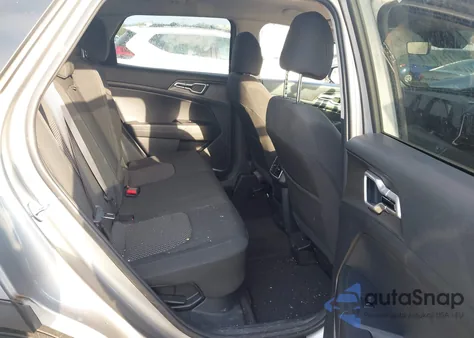 2024 Kia Sportage Hybrid Lx z USA, uszkodzony, nr VIN KNDPUCDG6R7134754